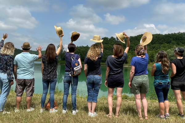 0070805001711618743_L